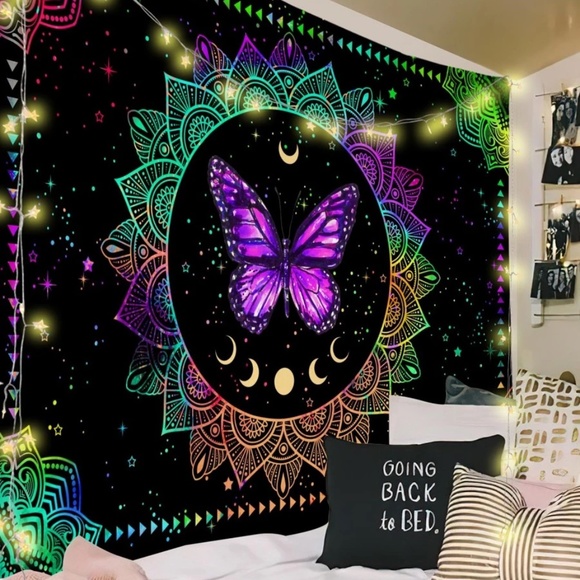 Butterfly Moon Wall Tapestry Decor - Picture 4 of 7